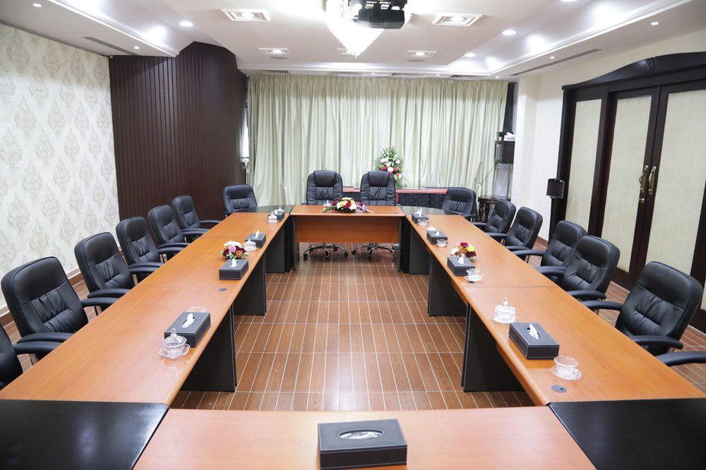 Al Jawhara Hotel Apartments Дубай Екстериор снимка