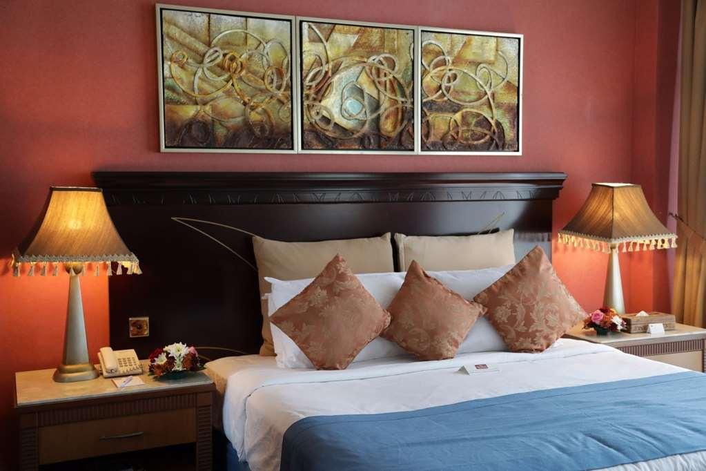 Al Jawhara Hotel Apartments Дубай Стая снимка